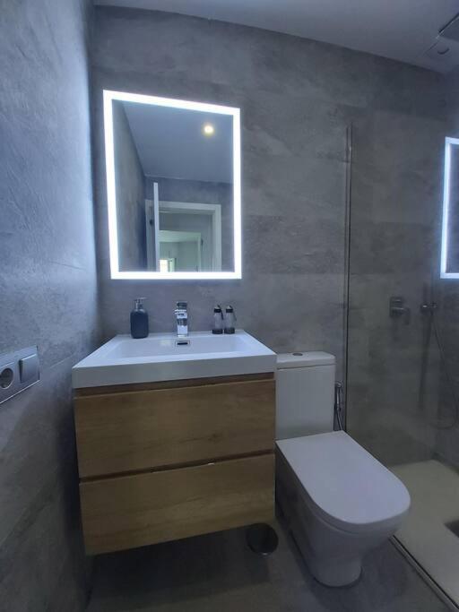 Luminoso En El Centro, Con Mucho Arte Appartement